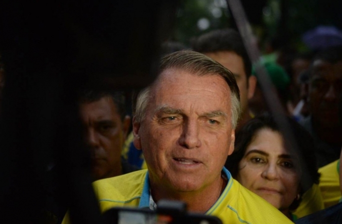 Bolsonaro minimiza Tarcísio e diz: “o candidato sou eu”