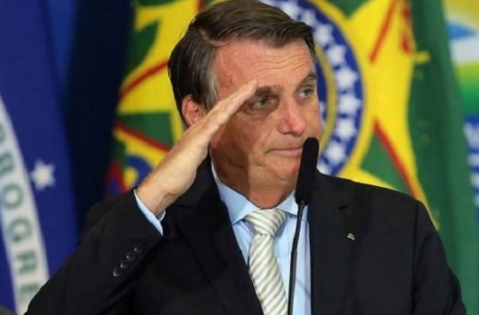 Base de Bolsonaro se frustra com ex-presidente, e antigos aliados agora acenam a Lula