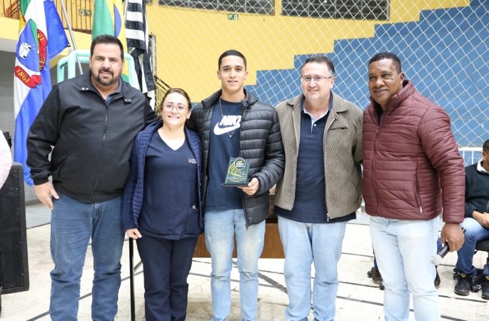 Cerimônia celebra desempenho avareense nos Jogos Regionais