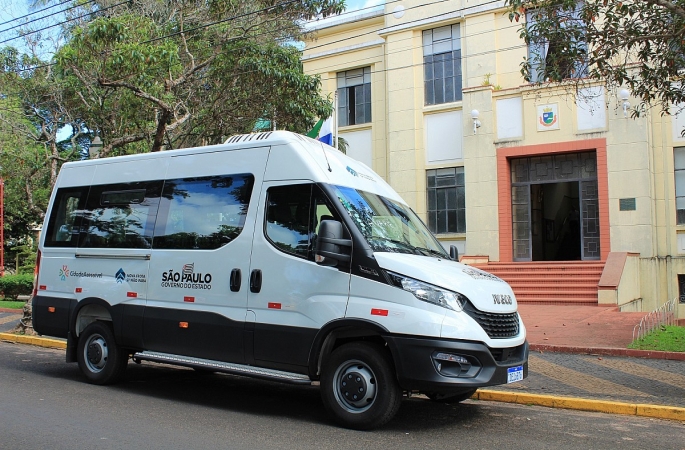 Van com acessibilidade é o mais novo item da Frota Municipal