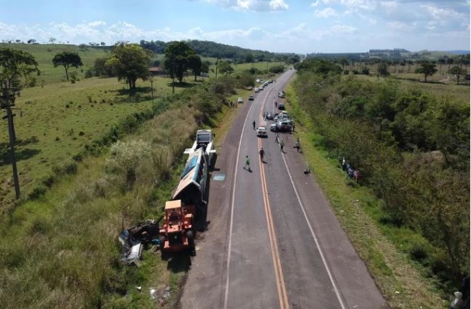 Tragédia em Taguai: motorista que causou 42 mortes vira réu