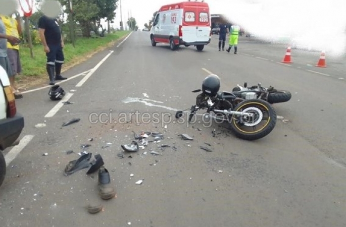 Garupa de moto morre em colisão com carro na Marechal Rondon no interior de SP