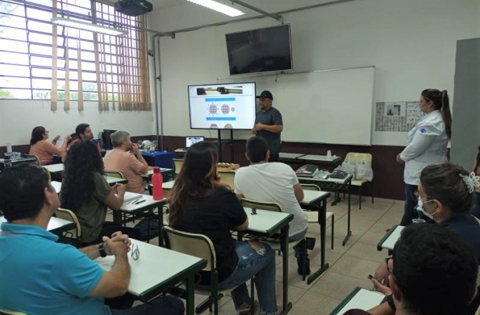 Inclusão de pessoas com deficiência visual é tema de palestra na ETEC