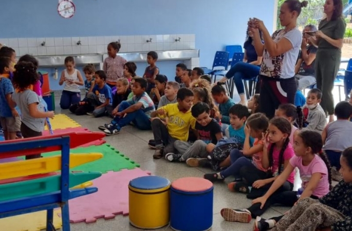 Avaré: Alunos de escolas municipais celebram o Dia do Circo