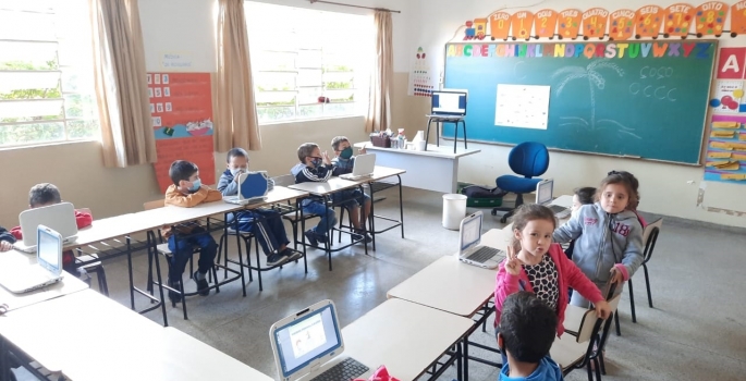 Projeto utiliza tecnologia para conscientizar alunos sobre a dengue