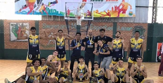 Basquete de Avaré sai invicto do Torneio Interestadual de Paranapanema