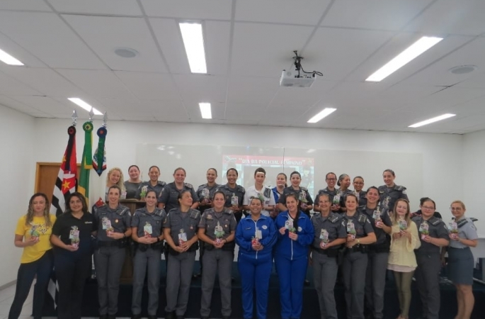 Mulheres policiais do Batalhão de Avaré  são homenageadas 