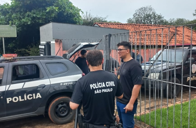 Polícia Civil cumpre mandados de busca e de prisão em Taguaí e Avaré