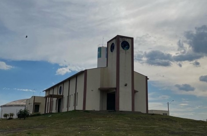 Capela celebra missas em homenagem a Santa Luzia em Avaré