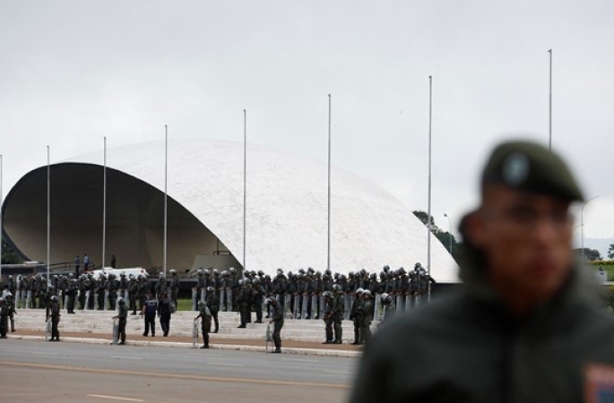 Exército indicia três coronéis por elaboração de carta golpista 