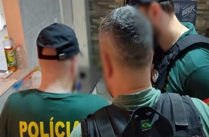 Polícia encontra ossada humana em casa de empresário durante operação