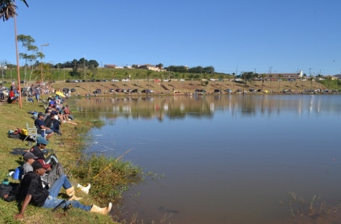 Lago Bertha Bannwart recebe evento de pesca no final de semana