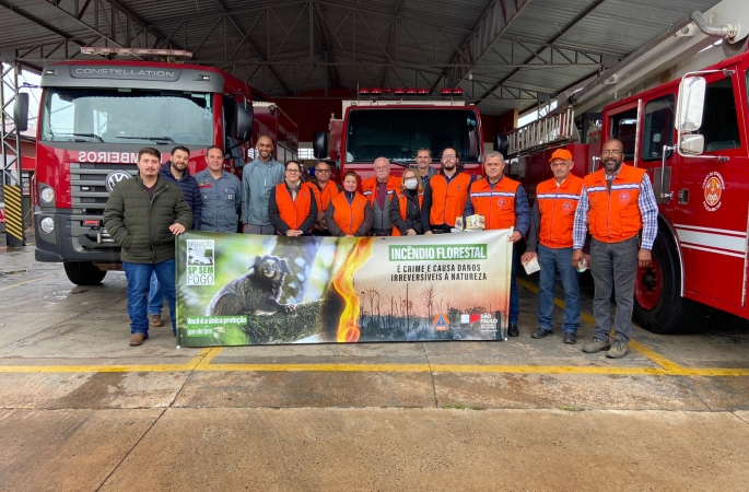 Treinamento contra incêndio reúne proprietários rurais e Defesa Civil