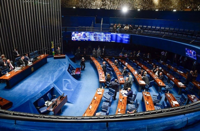 Senado aprova PEC da Transição em 1º turno, que permite gastos extras de R$ 168 bilhões