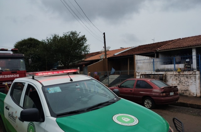 Incêndio deixa casa parcialmente queimada em Taquarituba