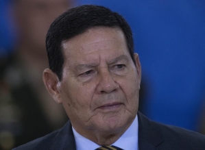 Mourão classifica atos como “anarquias”