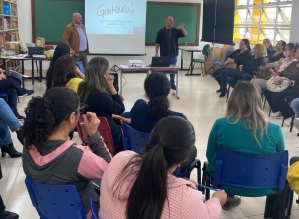 Professores recebem capacitação sobre alfabetização infantil