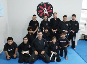 Professor avareense recebe faixa preta de hapkido