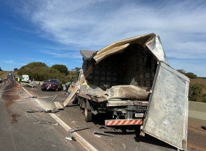 Trabalhador morre e outros dois ficam feridos ao pularem de ponte para escapar de acidente 