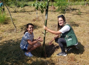 Alunos participam de plantio e visita técnica em ação do Dia Mundial da Água