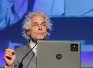 Por que as pessoas acreditam em ‘fake news’? Psicólogo Steven Pinker responde