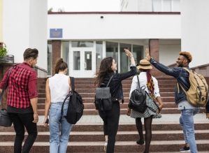 Comissão do Senado aprova texto da reforma do ensino médio