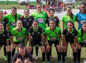 Futebol feminino de Avaré vence de goleada em Coronel Macedo