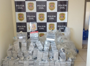 Polícia Civil incinera mais de meia tonelada de drogas apreendidas