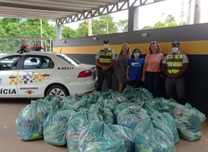 ABOVA encaminha roupas em doação para o litoral